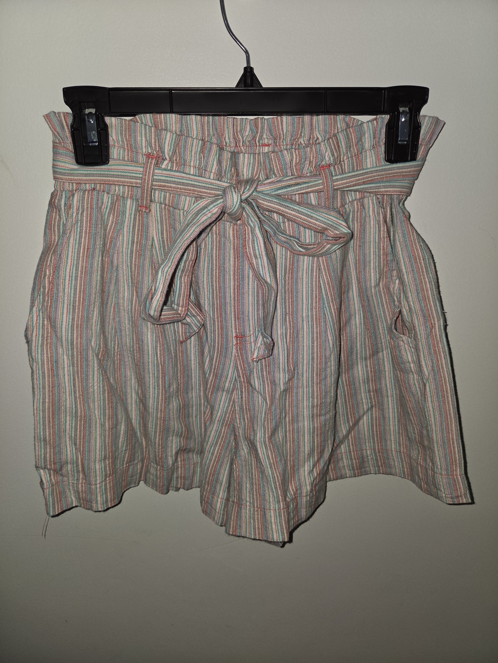 American Eagle Outfitters High-Waist Paperbag Shorts - Pastel Stripe